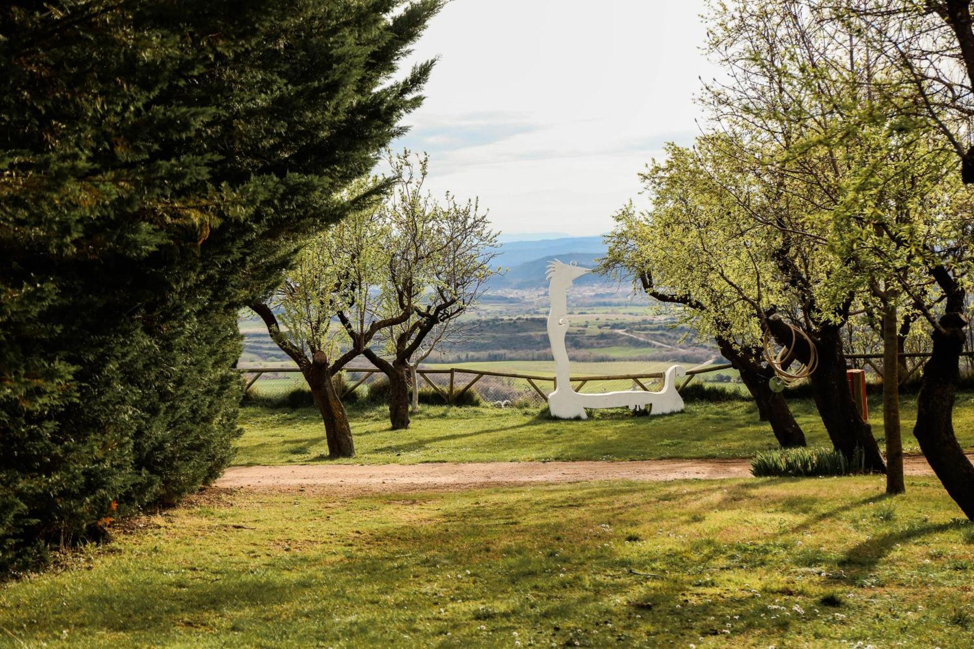 Camping Castillo De Loarre Exterior photo